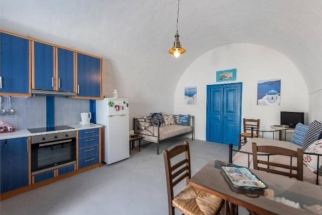 Easy Going Santorini House Apartamento Éxo Goniá Exterior foto